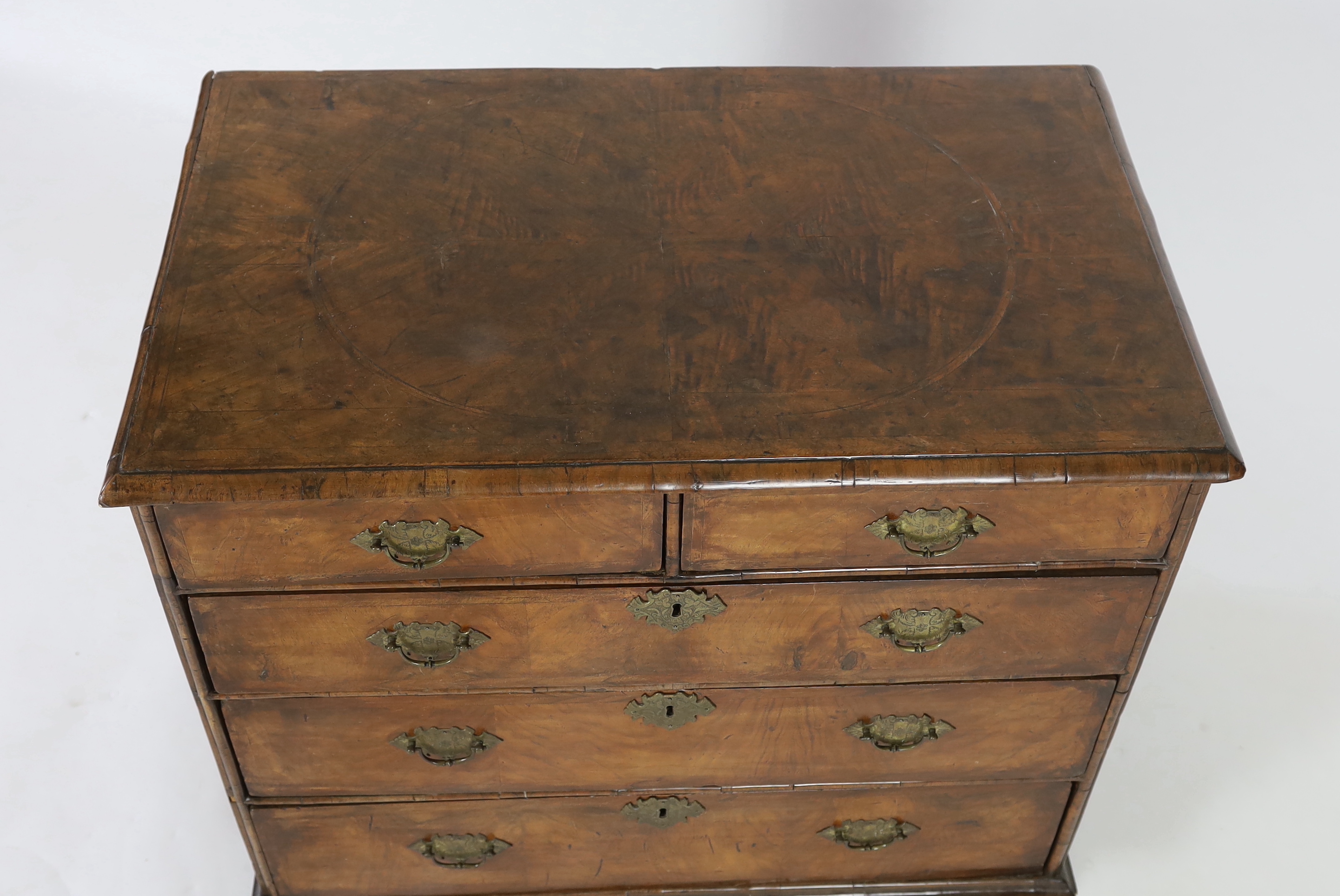 A William and Mary walnut chest of drawers, c.1690, width 94cm, depth 59cm, height 85cm